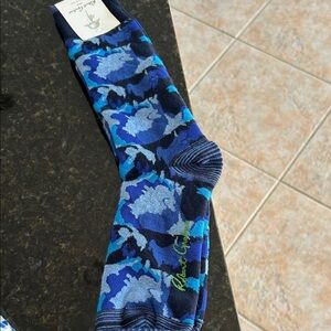 Robert Graham Blue and Black Floral Men's Socks